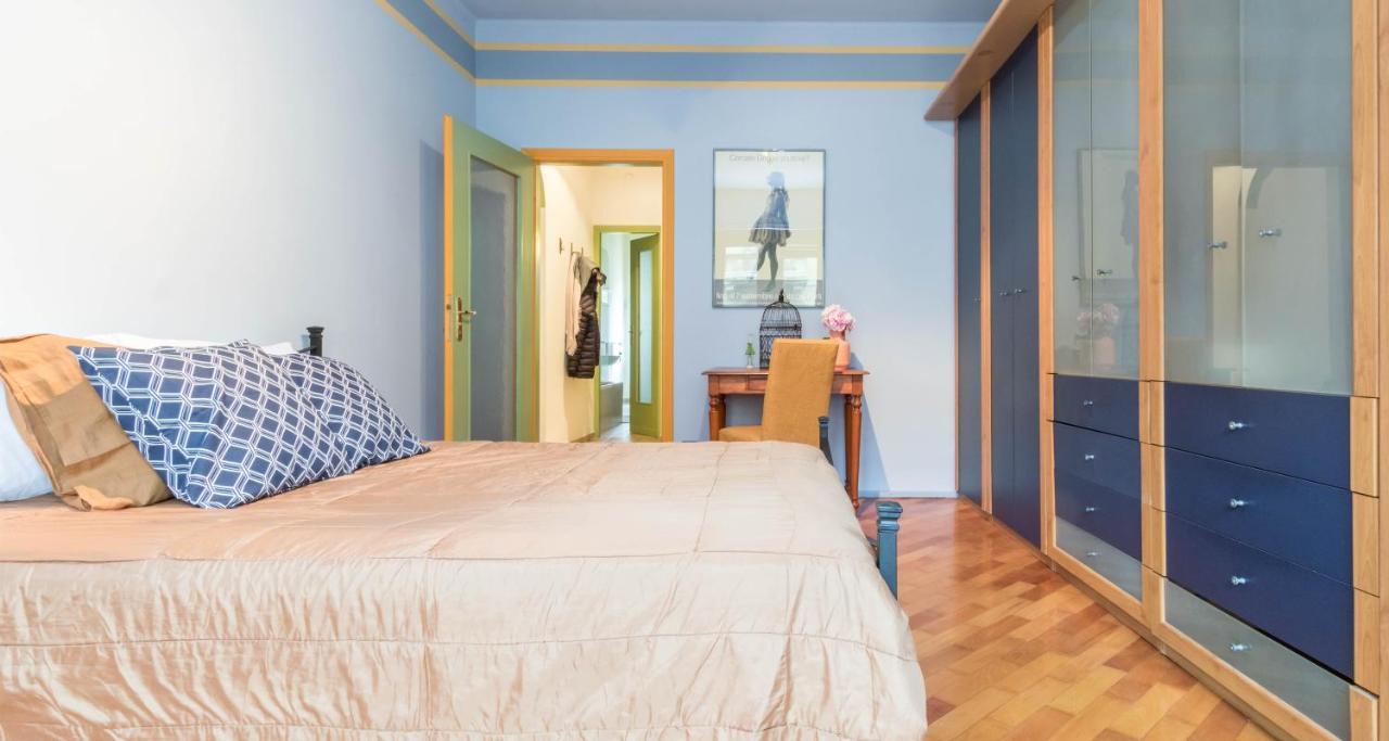 Altido Apt For 4, Close To Navigli And Cinema Ducale * Mailand
